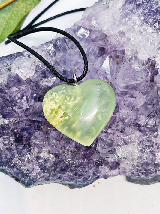 Grape Serpentine Heart Pendants